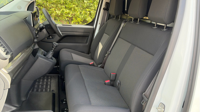 Vauxhall Vivaro L1 Diesel 1.5 Turbo D 120 Prime H1 Van - Image 13